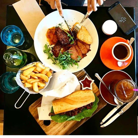 Handcraft - Hotel Accommodation 0