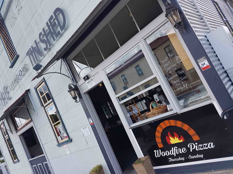 Salud @ The Lithgow Tin Shed - Hotel Accommodation 0