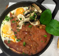 The Square Cafe - Hotel Accommodation