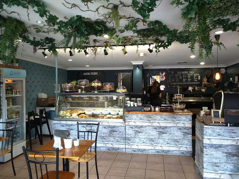 Crazies Cafe - Hotel Accommodation 0