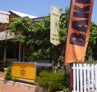 Lyndoch Bakery  Restaurant - Hotel Accommodation