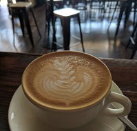 Meni Cafe - Hotel Accommodation