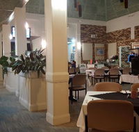 Treehouse Restaurant - Hotel Accommodation