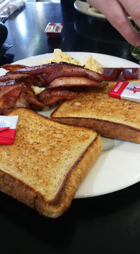 Amble Inn Snack Bar - Hotel Accommodation 2