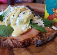 Deli  Dine on Market - Hotel Accommodation