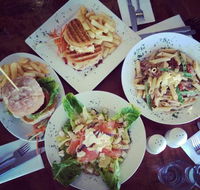 Rustic Reflections - Hotel Accommodation