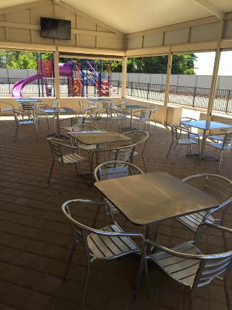 Country Cafe - Hotel Accommodation 0