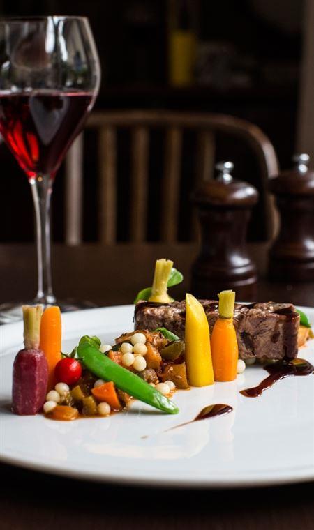 Katers Restaurant - Hotel Accommodation 4