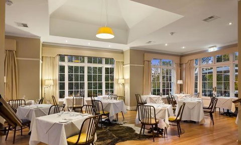 Katers Restaurant - Hotel Accommodation 5