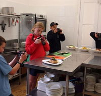 Phoebe's  Ten Dollar Town Motel - Hotel Accommodation