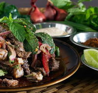 Esk Thai - Hotel Accommodation