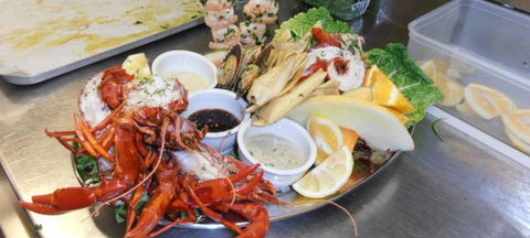 Marron Cafe - Hotel Accommodation 1