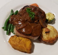 Cafe De Jour - Hotel Accommodation