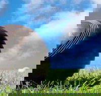 Moore Park Beach Bowls  Sports Club - Hotel Accommodation