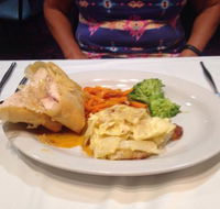 Crystal Room Restaurant - Hotel Accommodation