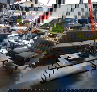 Saltbox - Hotel Accommodation