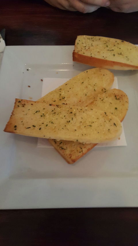 The Arch Rival Bar & Grill - Hotel Accommodation 1