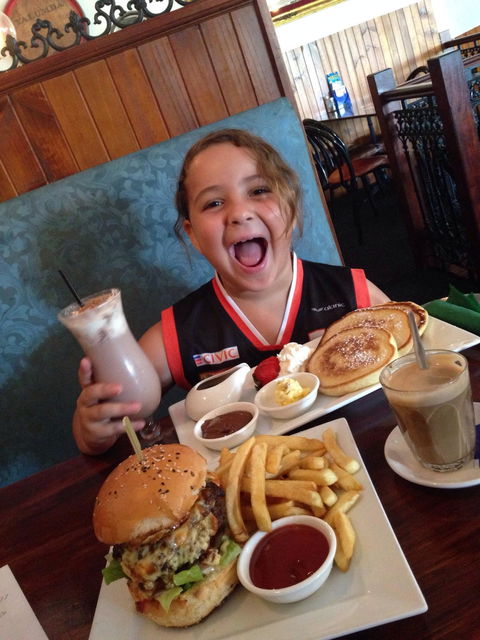 The Arch Rival Bar & Grill - Hotel Accommodation 3