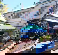 Zeebras Restaurant  Cafe - Hotel Accommodation