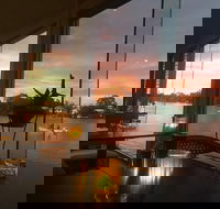 Pier 11 Restaurant  - Hotel Accommodation