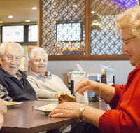 Tewantin-Noosa RSL  Citizens Memorial Club Inc - Hotel Accommodation