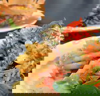 The Woombye Pub - Hotel Accommodation