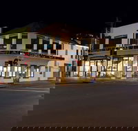 Manjit's Indian Restaurant - Hotel Accommodation