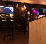 Ravens Lounge Bar - Hotel Accommodation