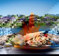 Freshwater Grill - Hotel Accommodation