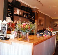 Friends On The Hill - Hotel Accommodation