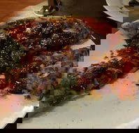 Old Stables Wood Fired Kitchen - Hotel Accommodation