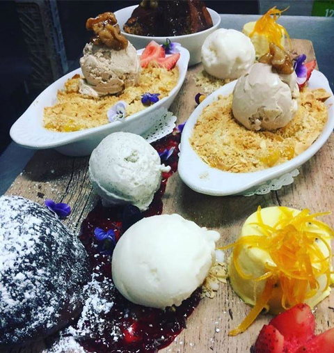 RST Seafood Restaurant - Hotel Accommodation 11