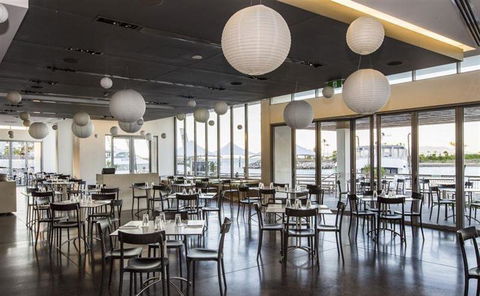 Boardwalk Restaurant & Bar - Hotel Accommodation 17