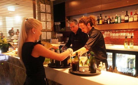 Boardwalk Restaurant & Bar - Hotel Accommodation 1