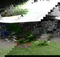 The Last Tucker Coffee Shop and Art Gallery and Bed  Breakfast - Hotel Accommodation