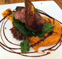 Deli Central - Hotel Accommodation