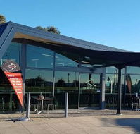 Fish on the Edge - Hotel Accommodation