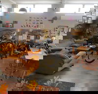 Moto Vecchia - Cafe - Hotel Accommodation