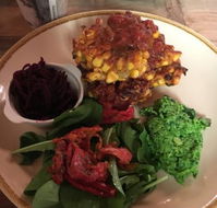 The Hairy Giraffe Cafe - Hotel Accommodation