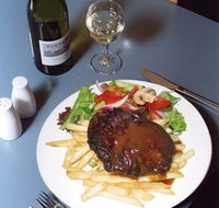 Bridge Hotel Bistro - Hotel Accommodation