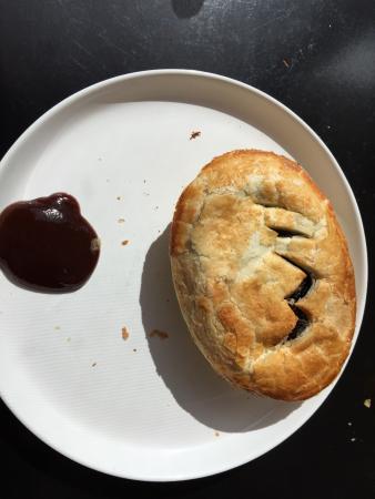 Devil's Den Cafe And Takeaway - Hotel Accommodation 0