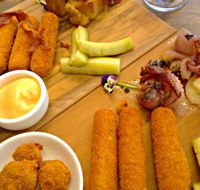 el perro tapas  pizza - Hotel Accommodation
