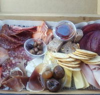 Feisty Hen Pantry - Hotel Accommodation