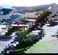 The Pandemonium Cafe - Hotel Accommodation