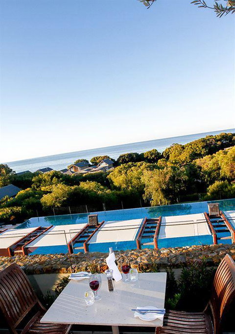 Other Side Of The Moon Restaurant - Hotel Accommodation 7