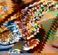 Brandos Pizza  Cafe - Hotel Accommodation