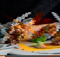 Gucce Pizzeria e Cucina Italiana - Hotel Accommodation