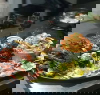 Albany Chalets Cafe - Hotel Accommodation