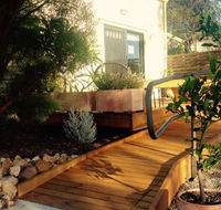 Bread And Butter Bar - Hotel Accommodation