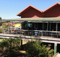 Rivers Edge Cafe - Hotel Accommodation
